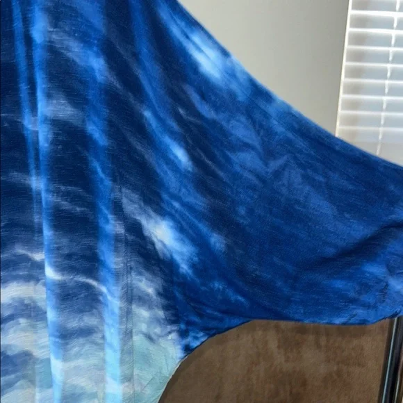 Young Fabulous and Broke Blue Tie-Dye Women's Top Size L - Picture 4 of 8
